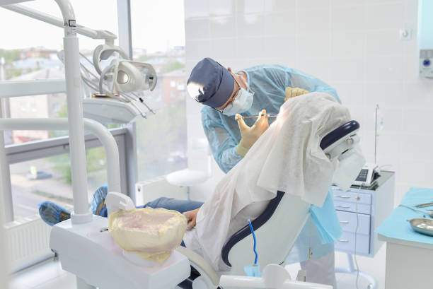 Best Tooth Infection Emergency Dentist  in Rpinteria, CA